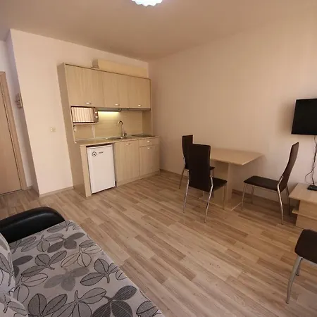 Hotell Menada Lux - Tarsis