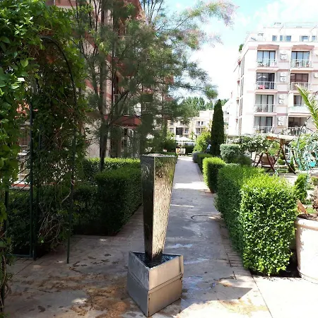 Menada Lux - Tarsis Hotell